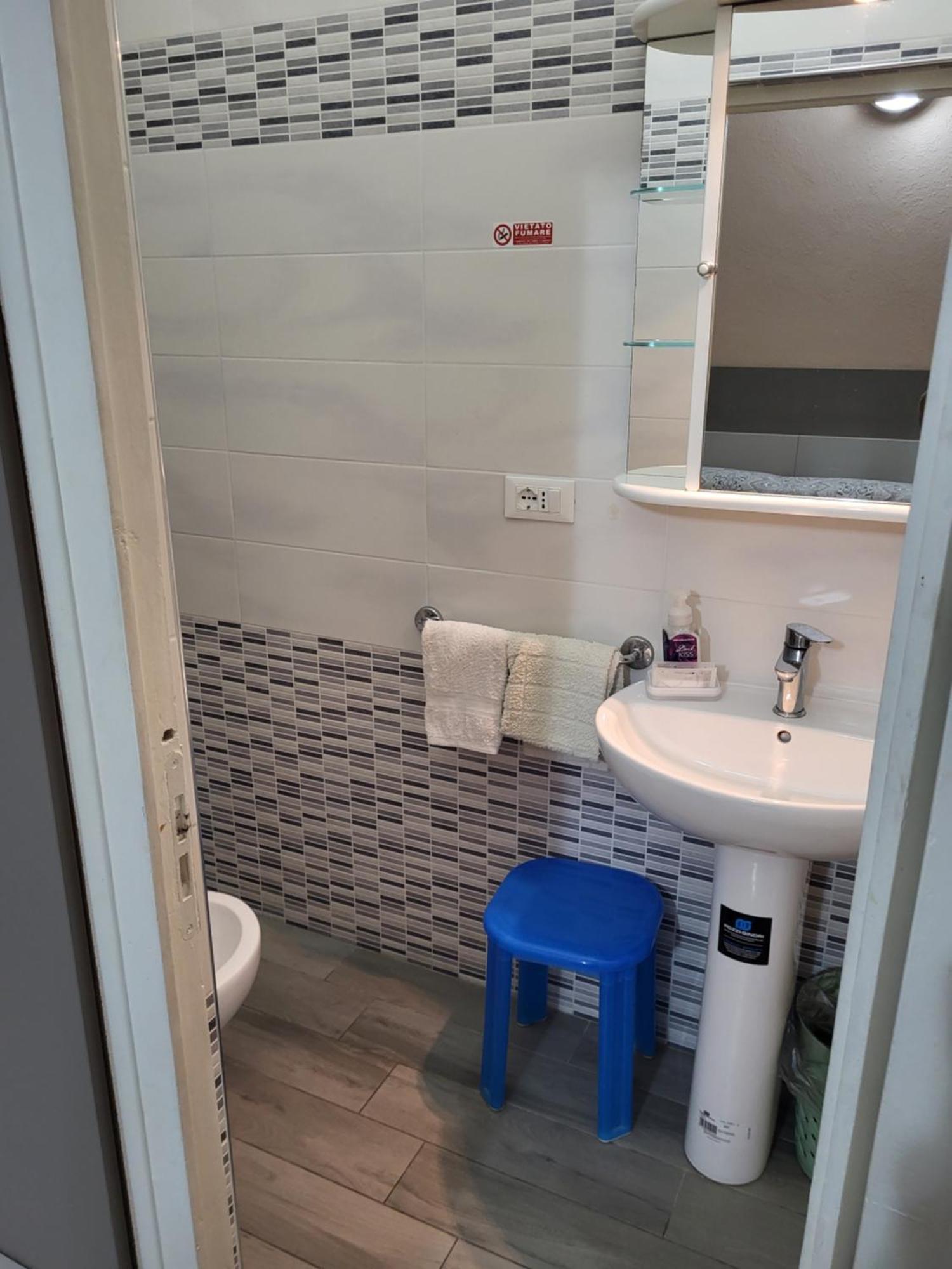 Hotel Barone Генуа Екстериор снимка