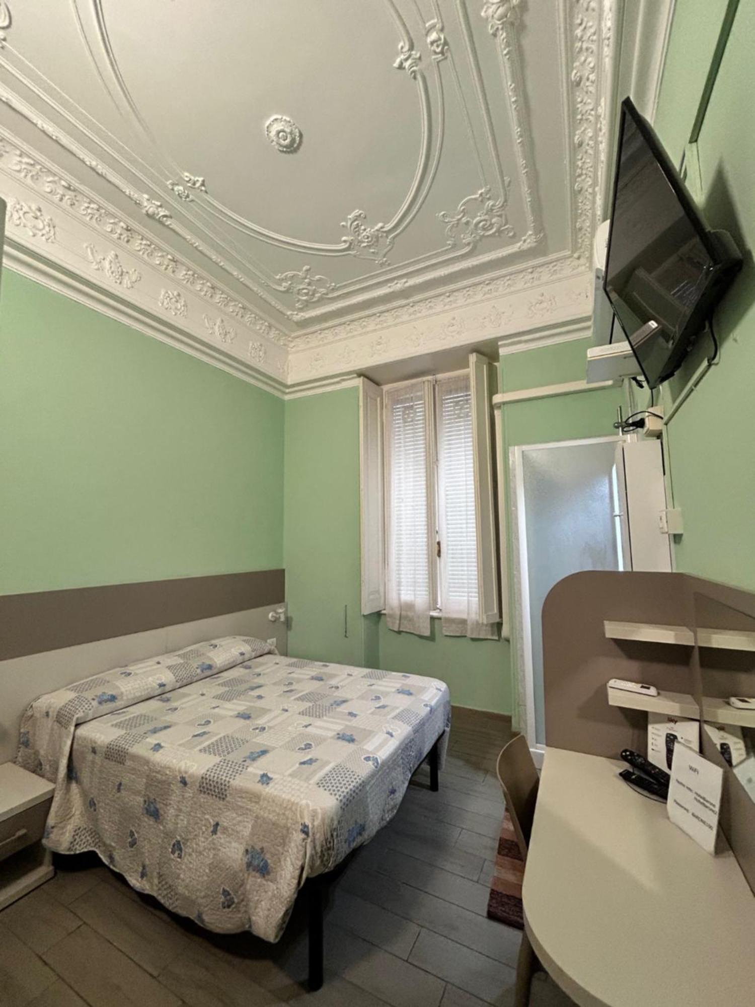 Hotel Barone Генуа Екстериор снимка