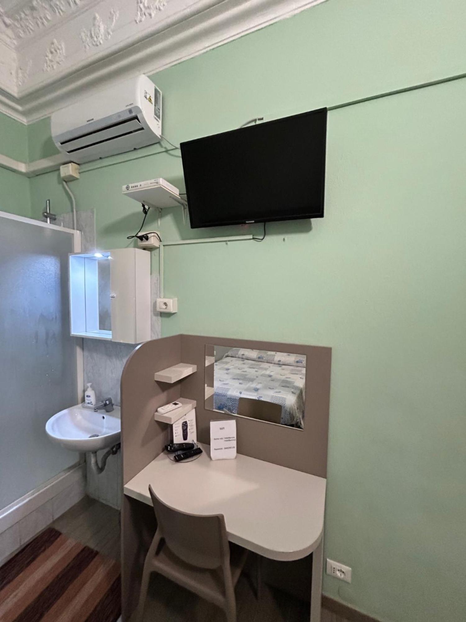 Hotel Barone Генуа Екстериор снимка